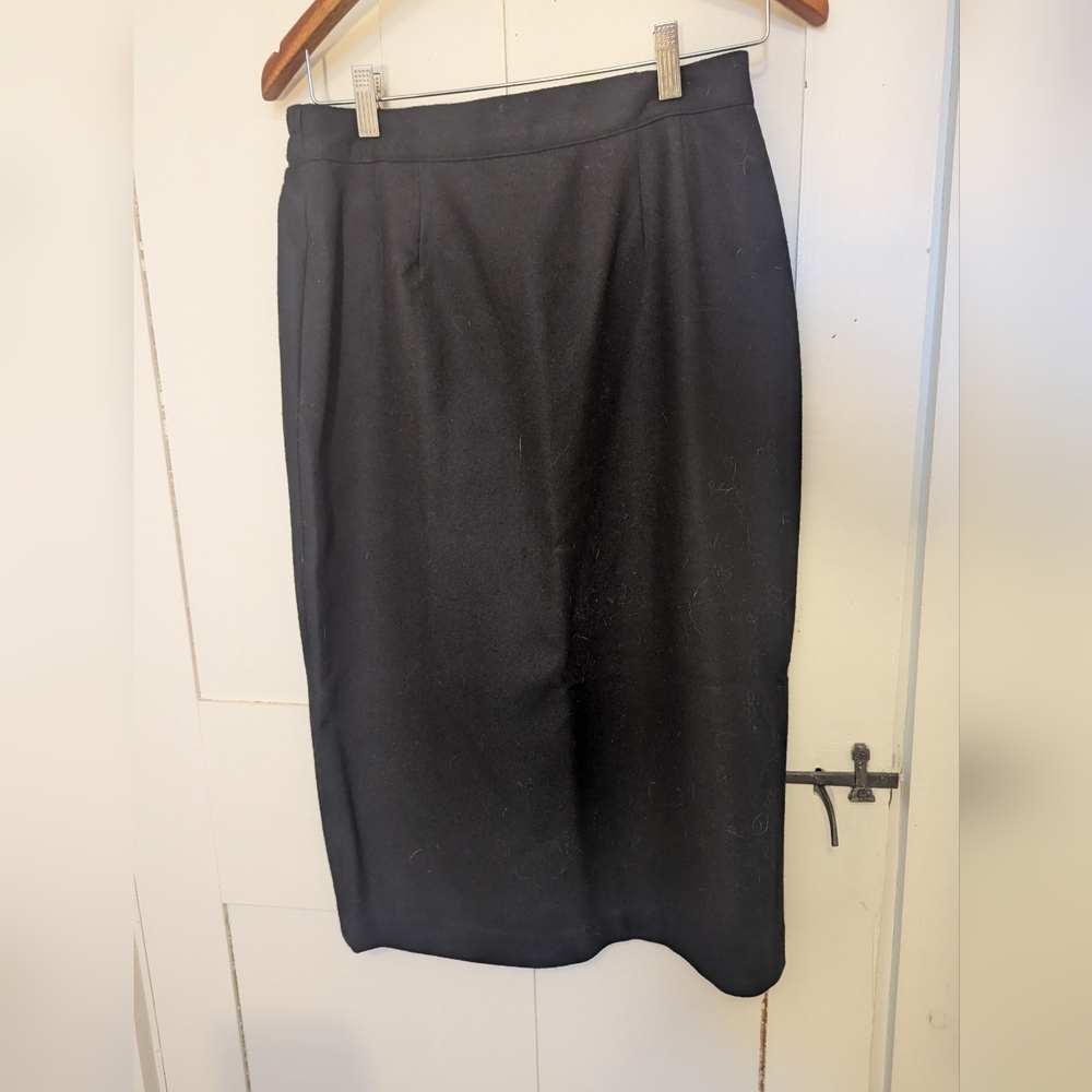 🖤 Vintage Sag Harbor Wool Black Skirt Size 10, Zipper Close Form Fitting